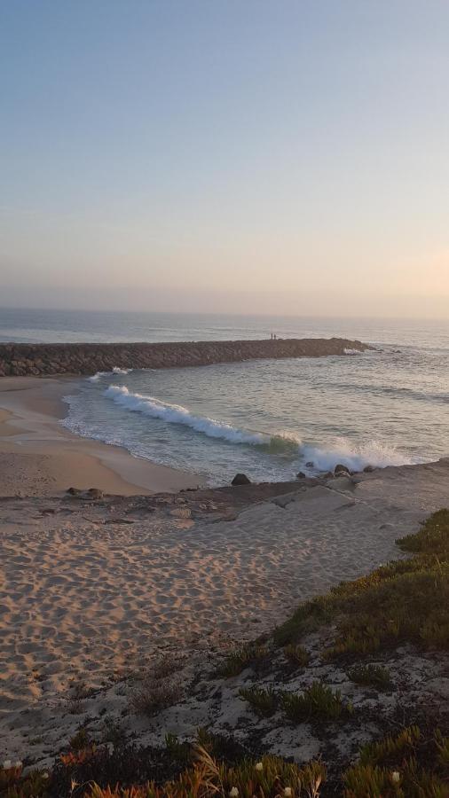 Beachwalk Guesthouse Esmoriz Bagian luar foto