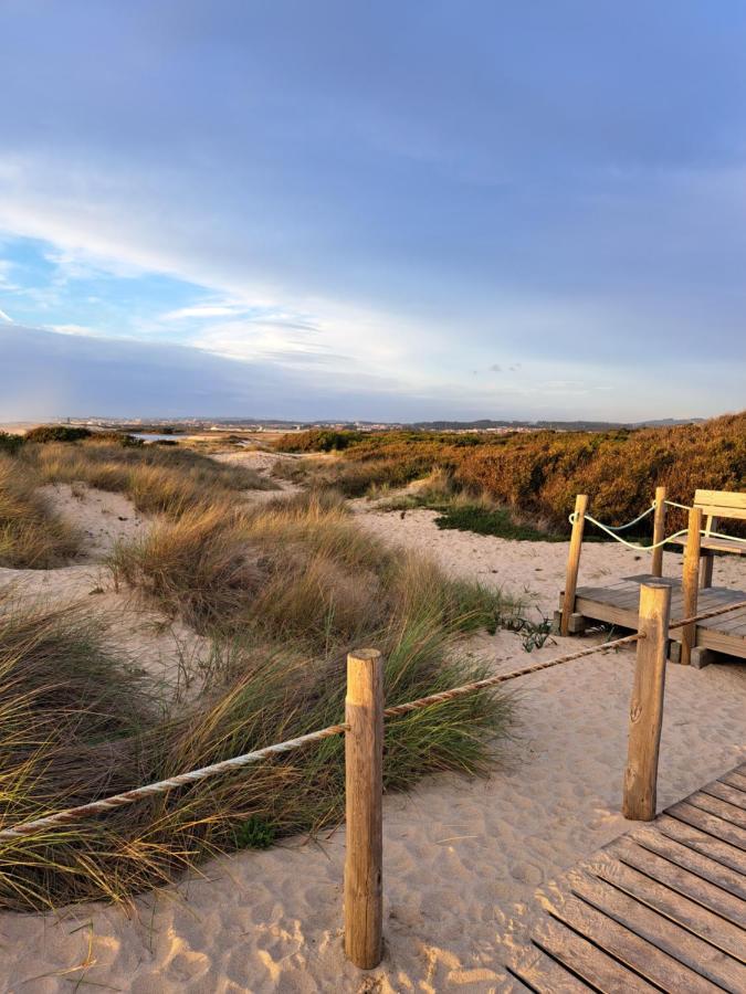Beachwalk Guesthouse Esmoriz Bagian luar foto