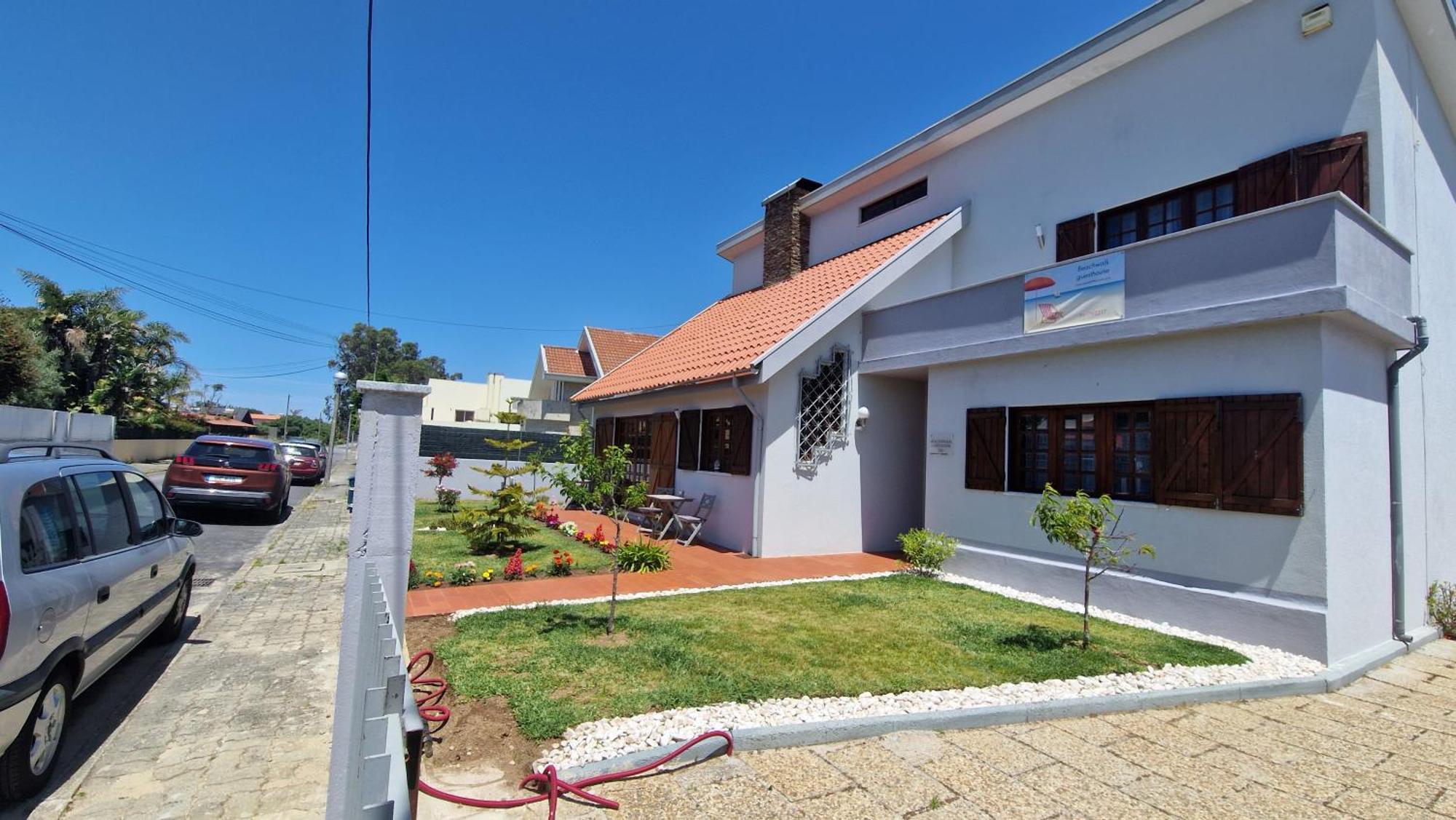 Beachwalk Guesthouse Esmoriz Bagian luar foto